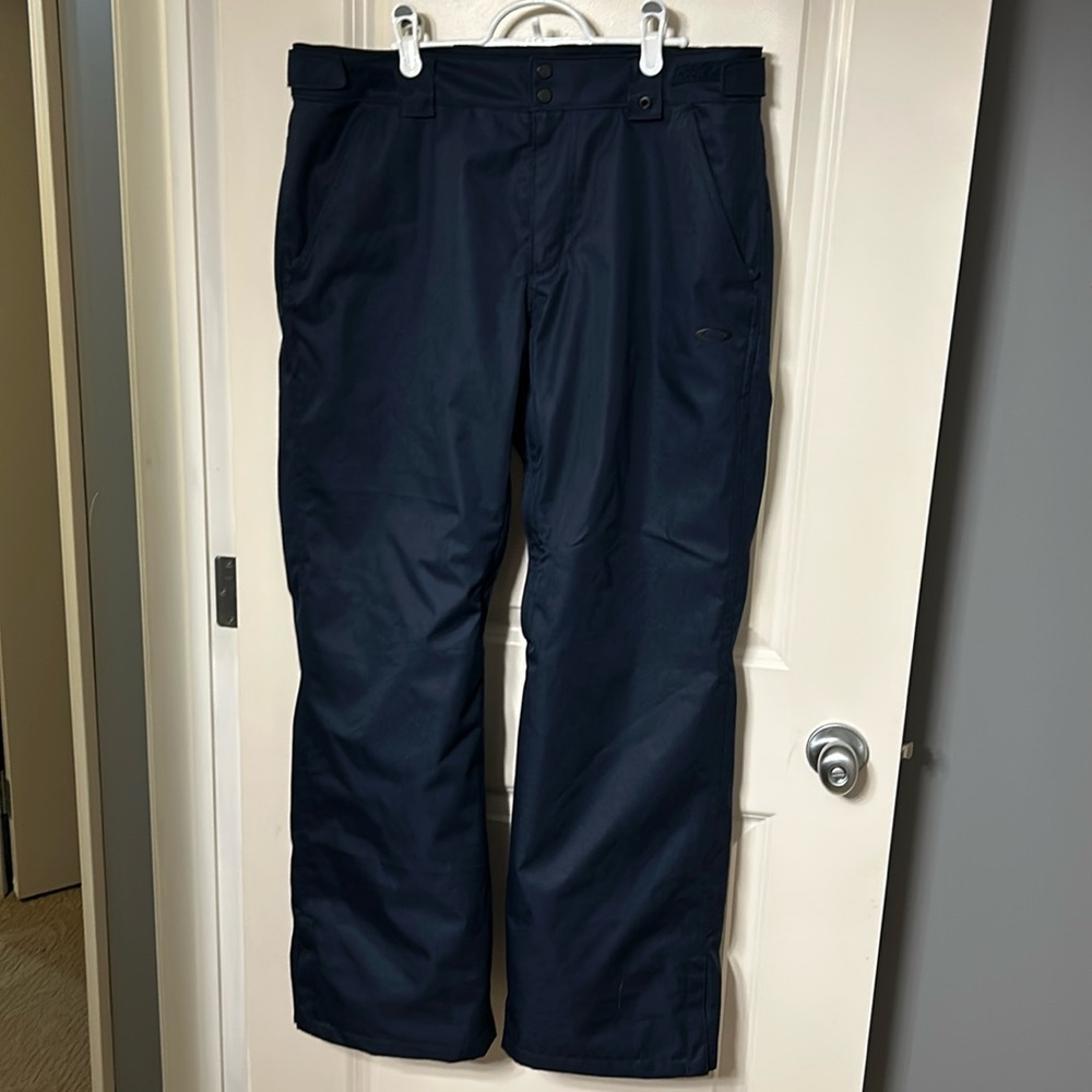 Oakley snow pants Large